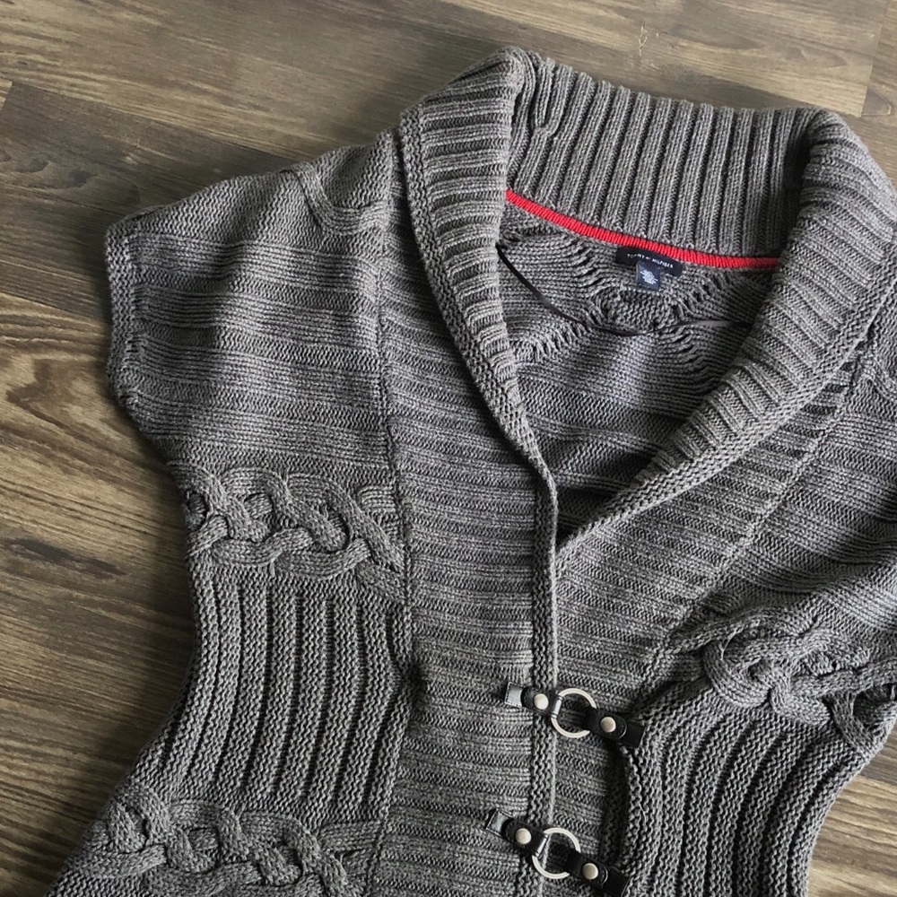Tommy Hilfiger Shawl Collar Short Sleeve Sweater Grey Cotton Buckle Snap Front - Picture 3 of 15